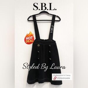 Zara Black Suspender Skirt | Button Front | Chic Layering Piece ♥️